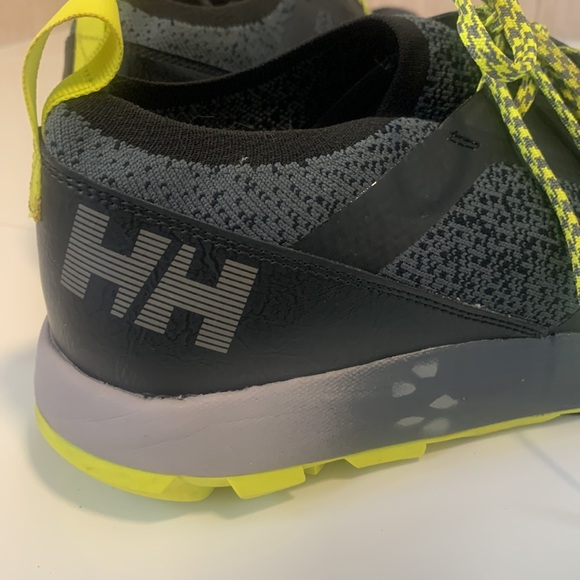 🚹 Helly Hansen Men's Loke Dash Shoe black/charcoal/silver size 11 road/trail - Picture 5 of 9